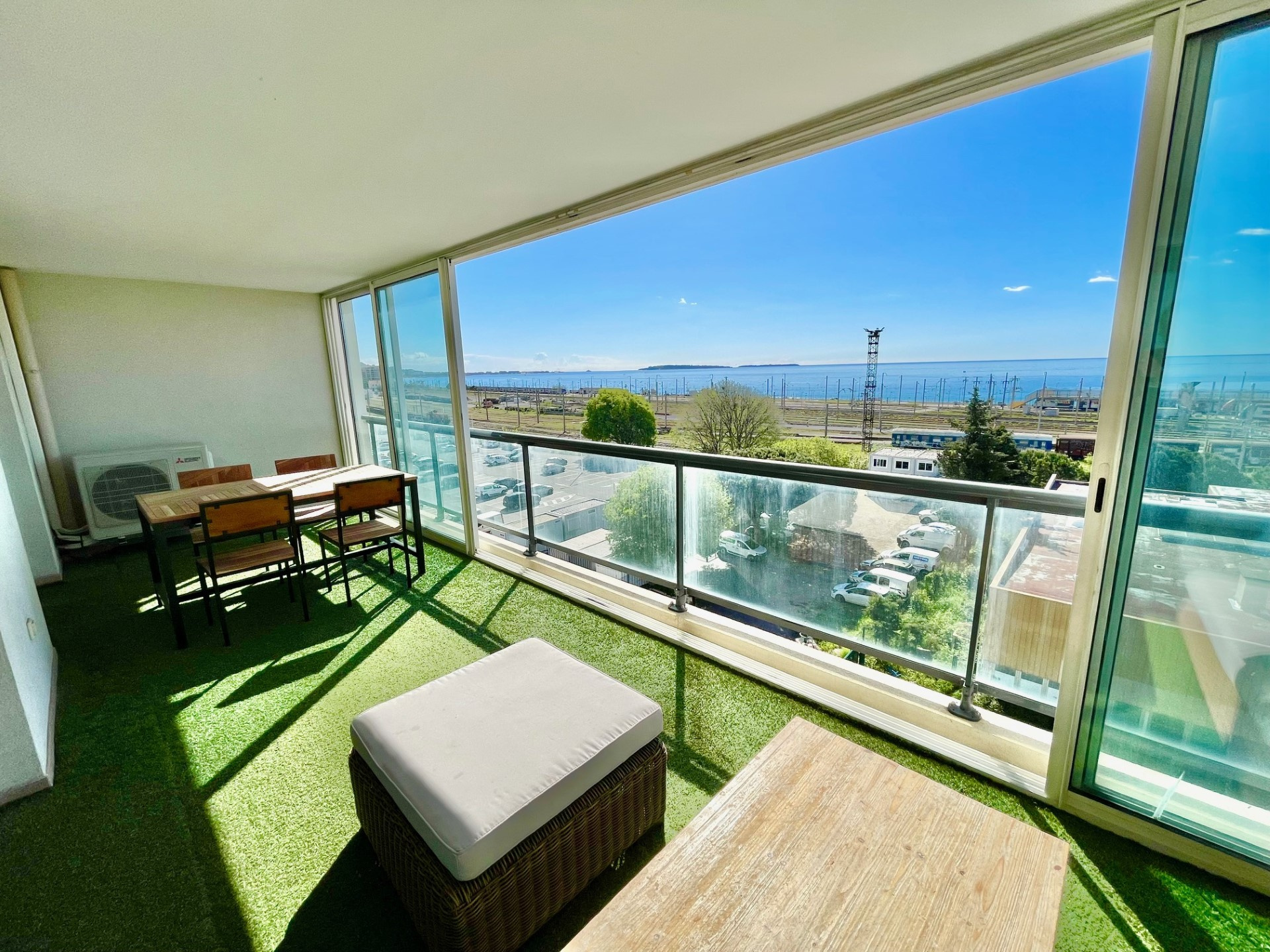 Vente Appartement 95m² 4 Pièces à Cannes la Bocca (06150) - Groupe CBR
