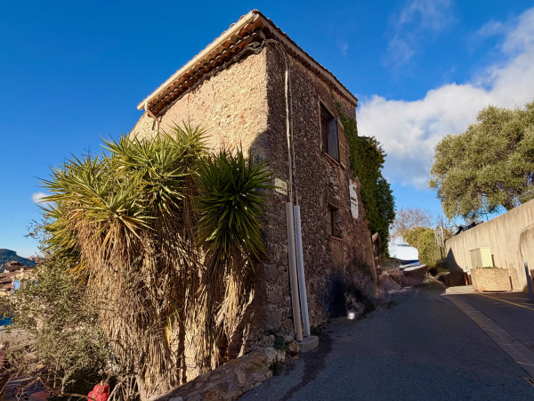 Offres de vente Maison Bagnols-en-Forêt 83600